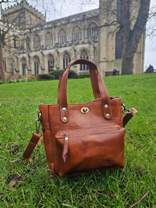 Ladies Tan Leather Handbag - Everyday Handbag www.karmaripon.co.uk