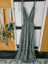 Load image into Gallery viewer, Hema Backless Halter Dress – UK 8–12 www.karmaripon.co.uk