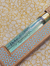 Load image into Gallery viewer, Organic Spray Fragrance www.karmaripon.co.uk