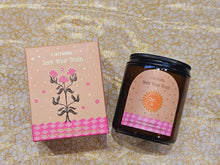 Load image into Gallery viewer, Carnatia Soy wax Candles www.karmaripon.co.uk