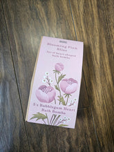 Load image into Gallery viewer, Heart Shaped Bath Bomb Sets