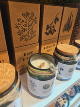 Load image into Gallery viewer, Greenman Rituals woodwick soy candles