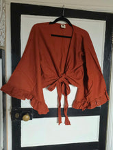 Load image into Gallery viewer, Jute Butterfly Top www.karmaripon.co.uk