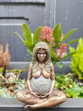 Load image into Gallery viewer, Gaia mother earth statue www.karmaripon.co.uk