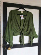 Load image into Gallery viewer, Cotton Butterfly Top www.karmaripon.co.uk