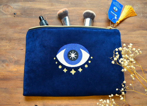 Eye Makeup Bags www.karmaripon.co.uk