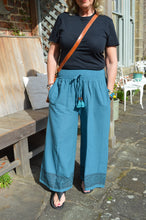 Load image into Gallery viewer, Tanvi Jute Trousers M/L UK 12-16