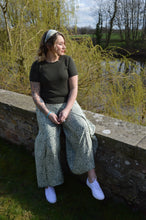 Load image into Gallery viewer, Fishermen pants www.karmaripon.co.uk