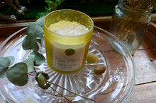 Load image into Gallery viewer, New moon Manifestation Candle www.karmaripon.co.uk