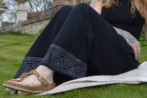 Tanvi Black Jute Trousers www.karmaripon.co.uk