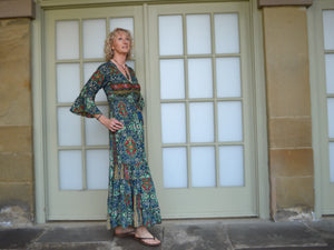 Laal Dress www.karmaripon.co.uk