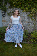 Load image into Gallery viewer, Purna Sari elasticated panel Skirt www.karmaripon.co.uk