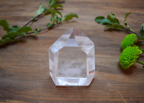 Quartz Crystal Point www.karmaripon.co.uk