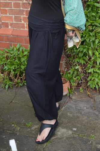 Black Italian Yoga/Lounge Pants  www.karmaripon.co.uk