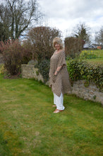 Load image into Gallery viewer, Flowy Pocket top UK Size 16+ www.karmaripon.co.uk