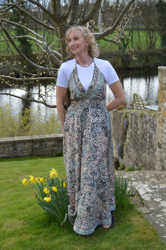  Daksha Sun Dress www.karmaripon.co.uk