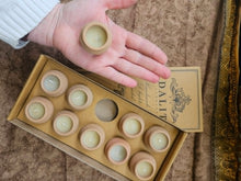 Load image into Gallery viewer, Dalit beeswax Clay candle www.karmaripon.co.uk