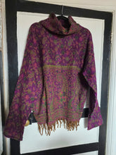 Load image into Gallery viewer, Cosy Fleece Jumper www.karmaripon.co.uk 