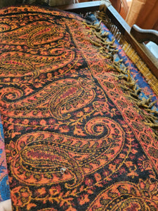 Cosy Large Indian Shawl With Tassels Black & Red