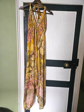Load image into Gallery viewer, Sari jumpsuit www.karmaripon.co.uk
