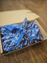 Load image into Gallery viewer, Relax &amp; Glow Bath Time Giftset www.karmaripon.co.uk