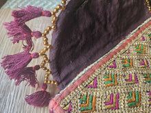 Load image into Gallery viewer, Handmade Shoulder Bandani Bag www.karmaripon.co.uk