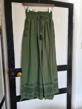Load image into Gallery viewer, Tanvi dark blue Jute Trousers www.karmaripon.co.uk