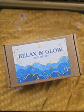 Load image into Gallery viewer, Relax &amp; Glow Bath Time Giftset www.karmaripon.co.uk