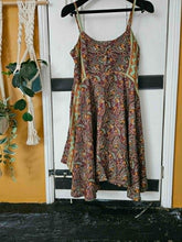 Load image into Gallery viewer, Maya Summer Dress – UK 8–14

www.karmaripon.co.uk
