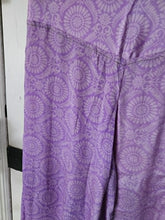 Load image into Gallery viewer, Hippy Daze yoga/Meditation Trousers UK 8-14 www.karmaripon.co.uk