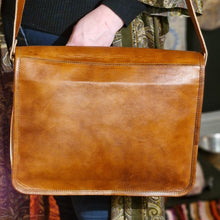 Load image into Gallery viewer, Rustic Tan Leather Small Messenger Bag www.karmaripon.co.uk