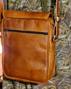 Rustic Tan Leather Small Messenger Bag www.karmaripon.co.uk