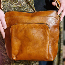 Load image into Gallery viewer, Ladies tan leather handbag www.karmaripon.co.uk