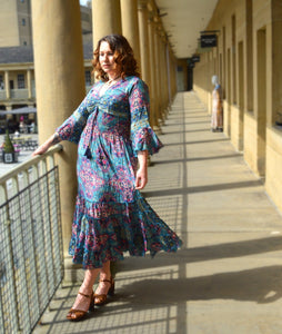 Laal Dress www.karmaripon.co.uk