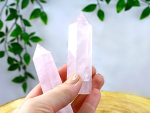 rose quartz crystal point www.karmaripon.co.uk