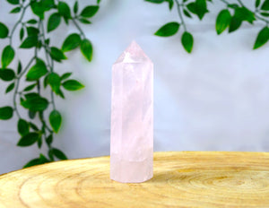 rose quartz crystal point www.karmaripon.co.uk