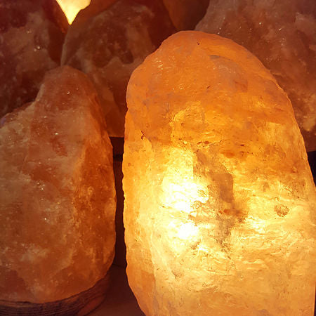 Himalayan salt crystal lamp www.karmaripon.co.uk