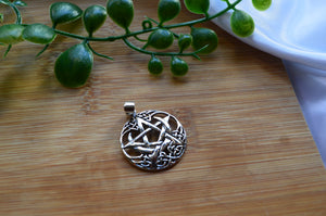 Pentacle Pendant www.karmaripon.co.uk 