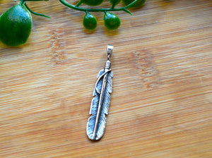 925 Silver Feather Pendant  www.karmaripon.co.uk