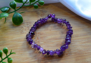 Gemstone Bracelets www.karmaripon.co.uk