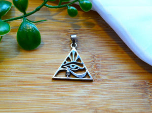 eye of Ra Pendant www.karmaripon.co.uk