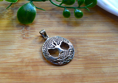 Tree of life pendant www.karmaripon.co.uk